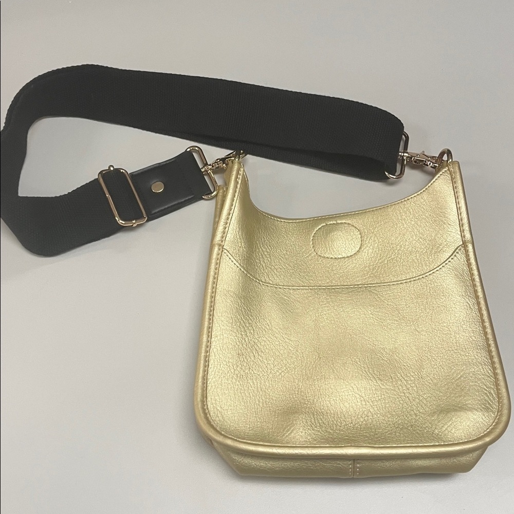 Ah-Dorned Gold Crossbody Bag with Black adjustable Strap / preowned